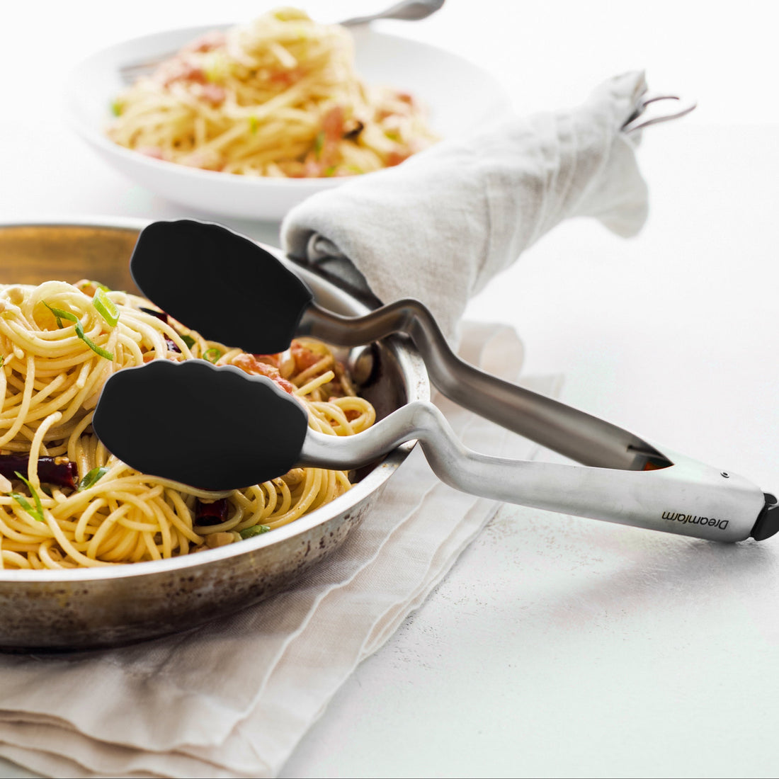 Clongs - 9" Click Lock Sit Up Tongs, Black