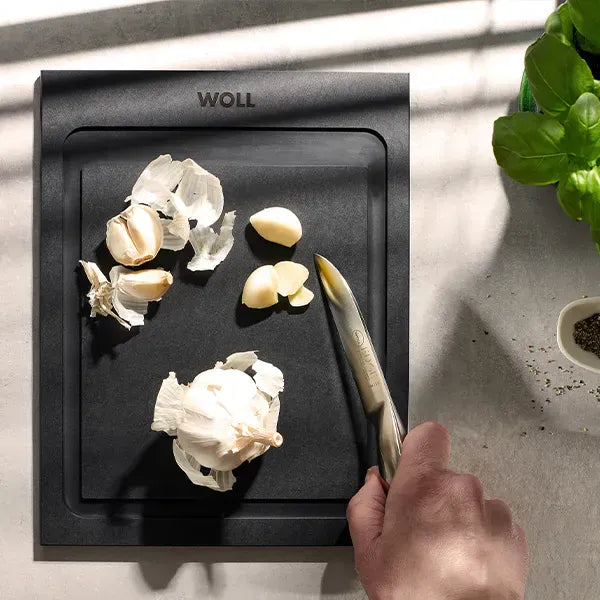 Cut & Serve - 25x19cm Board, Black