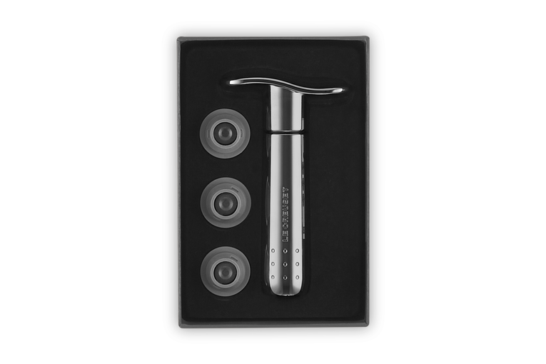 WA137: Metal Wine Pump &amp; 3 Stoppers