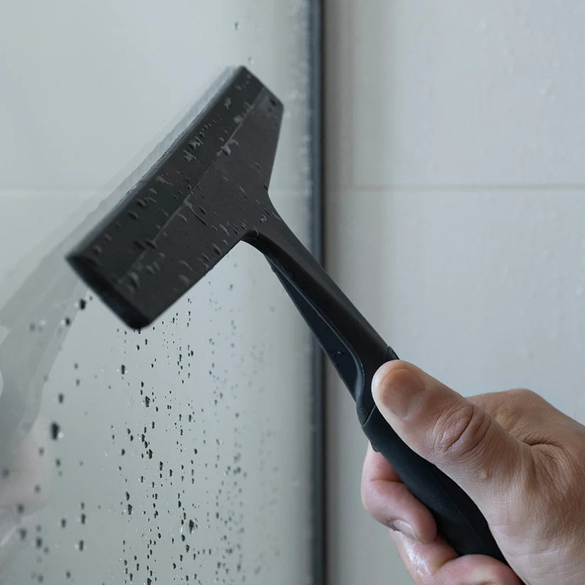 The Squeegee - Incl. Arnold Hook, Charcoal