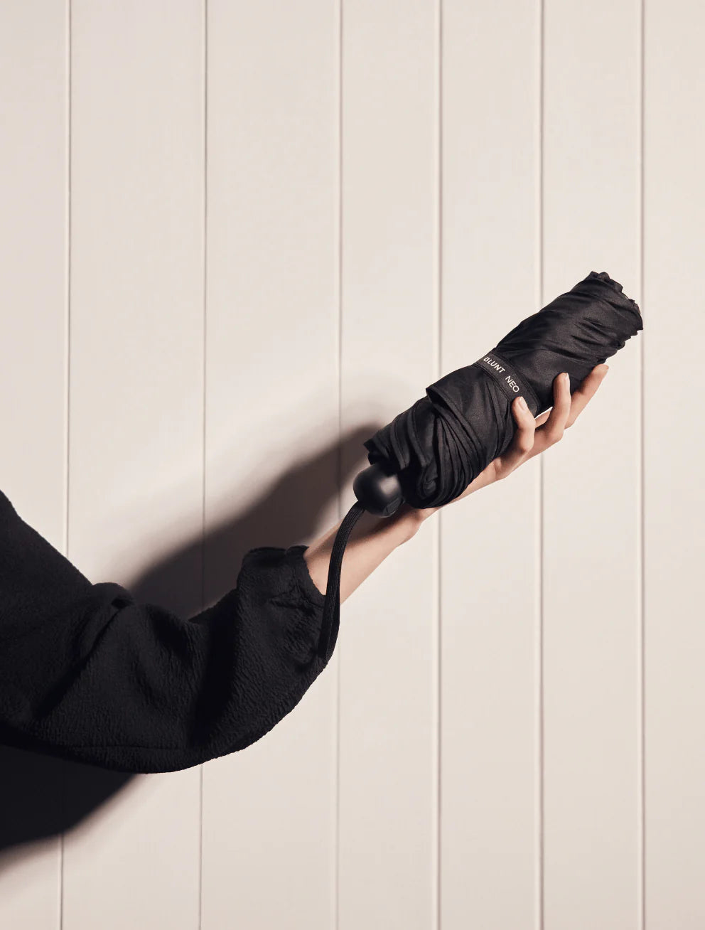 Neo - 98cm Super Compact Umbrella, Ink Black