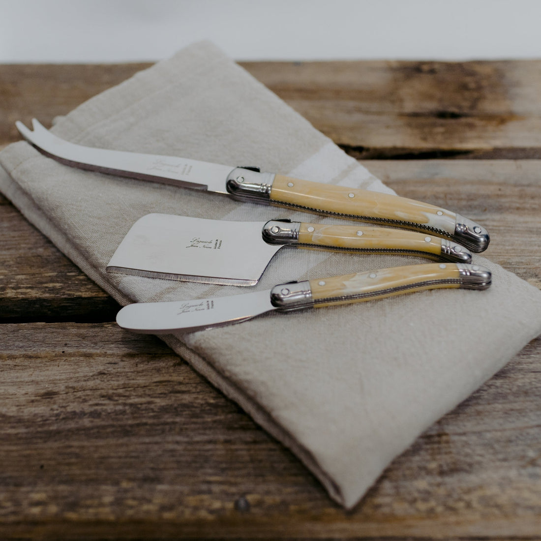 Laguiole - 2 Pce Cheese Knife &amp; Pate Set, Light Horn